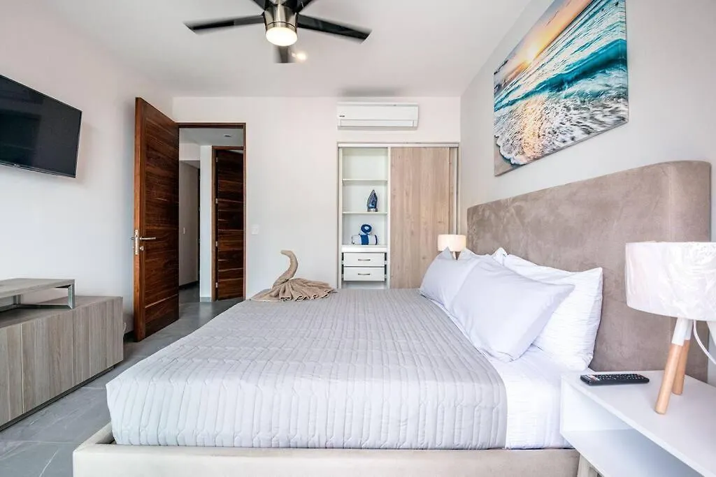 Apartment Marlene Incredible 2 Bedroom Condo At Gallery Playa del Carmen Mexico