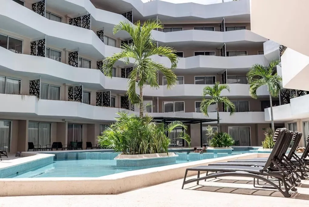Marlene Incredible 2 Bedroom Condo At Gallery Playa del Carmen Apartment
