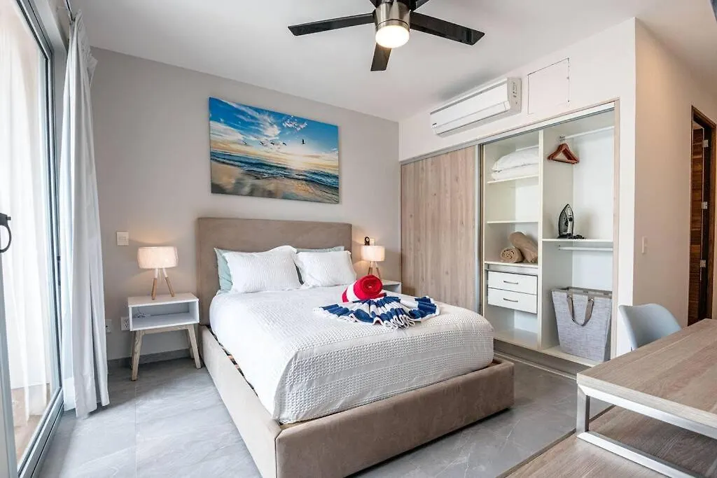 Marlene Incredible 2 Bedroom Condo At Gallery Playa del Carmen Apartment